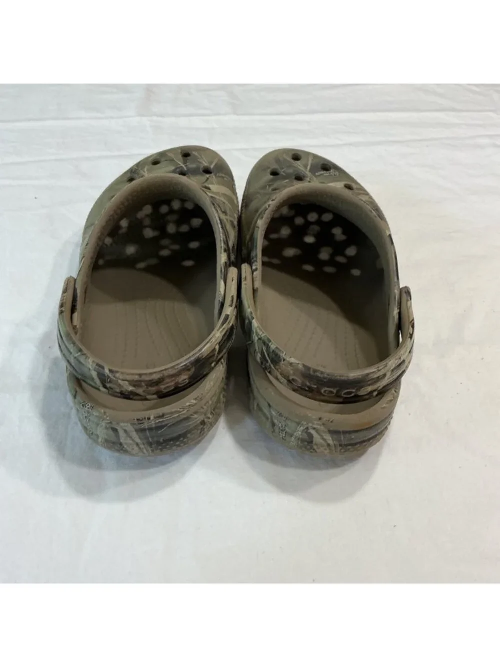 Crocs Kids Classic Realtree Clogs Sandals Size C13 Lightweight Slip-On Shoes